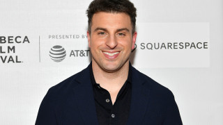 Този милиардер дава под наем чрез Airbnb една от спалните в дома си в Сан Франциско за $0