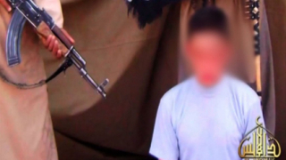 Ал-Кайда пусна видео с отвлечените французи