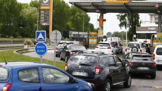 Хаос във Франция две седмици преди Евро 2016