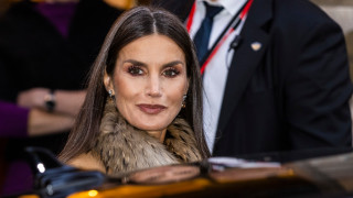 Когато световните тенденции говорят дори кралиците мълчат Или по скоро решават