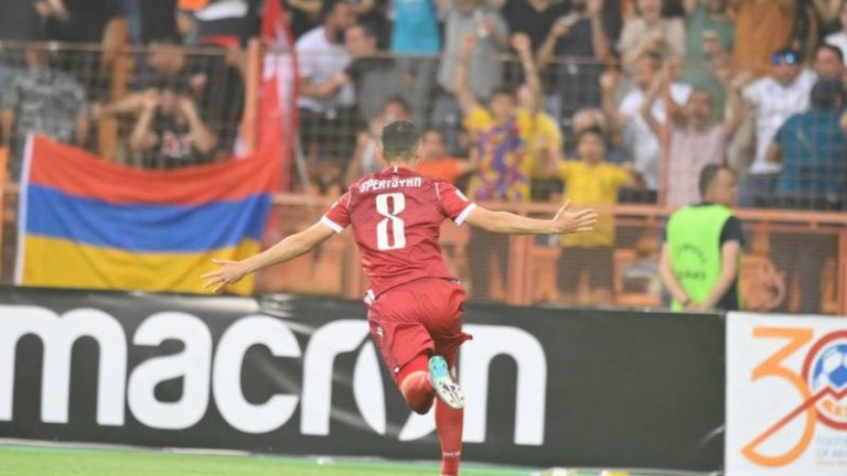 Армения изненадващо победи с 1:0 Ирландия в Ереван в двубой