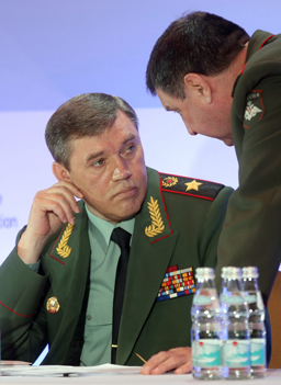 Киев изпрати призовка на шефа на щаба на руската армия, не очаква той да се яви