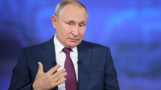 Путин не виждал смисъл от среща със Зеленски, защото Украйна се управлявала от САЩ и ЕС