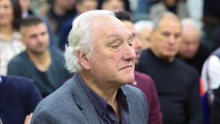 Днес бившият вратар и бивш президент на Левски Томас Лафчис