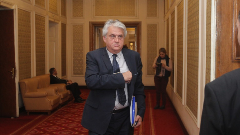 Шумотевица вдигат политиците, не и разследващите, според Бойко Рашков