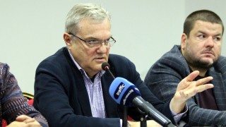 Председателят на АБВ Румен Петков коментира в Пловдив темата за