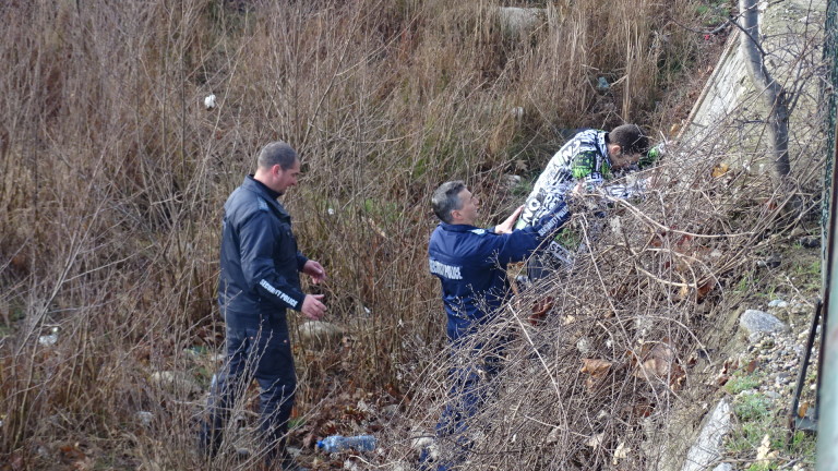 Младеж падна в коритото на река Бистрица в Благоевград, съобщава