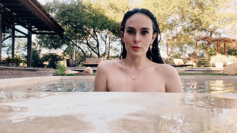 Румър Уилис остана без дрехи