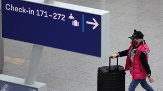 Един човек е ранен при нападение с нож на летище Дюселдорф