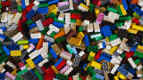 LEGO хаосът е в историята. Първата в света автоматизирана AI система за сортиране работи с 99% точност