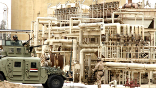 Иракската армия все още държи най-голямата рафинерия под свой контрол