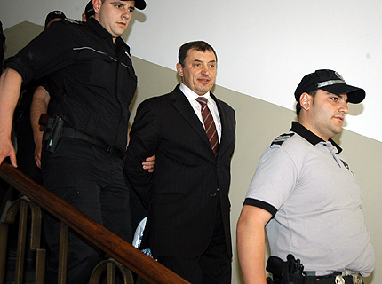 Отново само едно дело срещу Ал. Петров