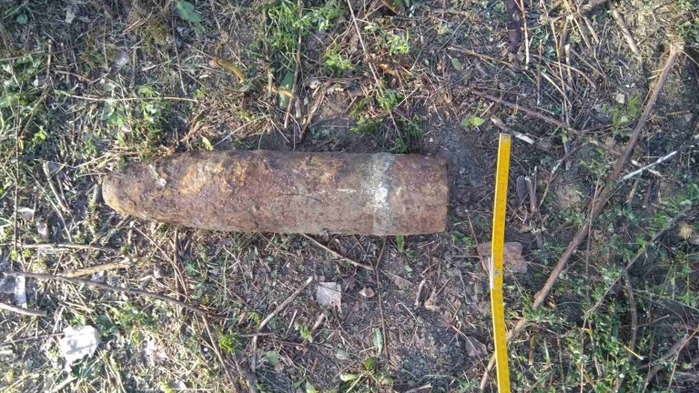 Унищожиха невзривен боеприпас, открит в землището на Казанлък