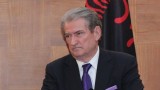  Албанският парламент смъкна имунитета на някогашния министър председател Сали Бериша 