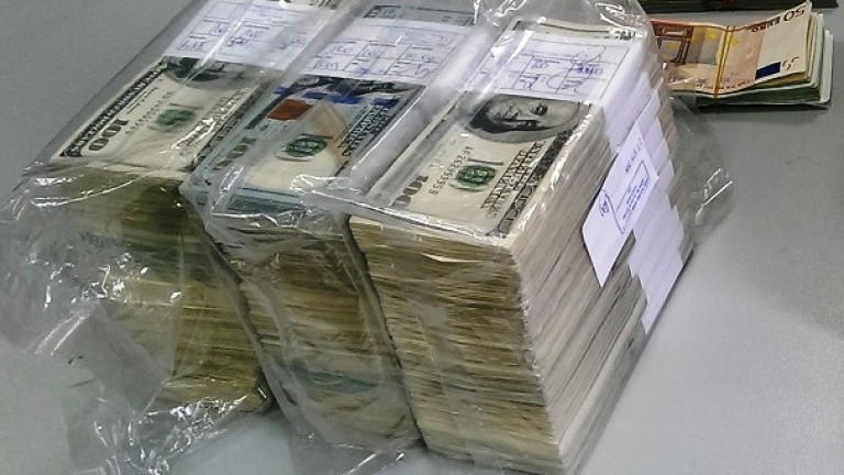 Митничари на ГКПП- Капитан Андреево открили близо 30 хил. долара