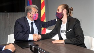 Оскар Мингеса подписа нов договор с Барселона Новината бе съобщена
