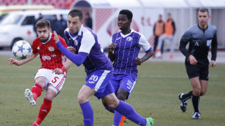 Африканската звезда на Етър Аласана Мане обеща че ще