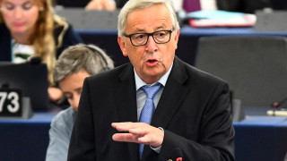 ЕС не се опитва да задържи Великобритания, увери Юнкер