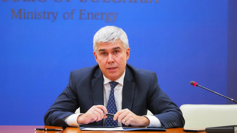 МВР не следи бившия енергиен министър Владимир Малинов