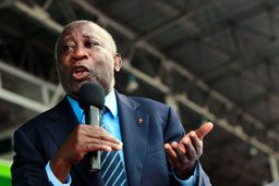 Кот д’Ивоар гони посланици 