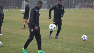 Отборът на Локомотив поднови тренировки в Пловдив след като преди