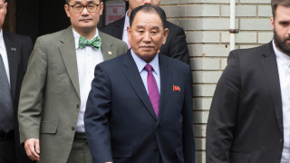 Северна Корея отстрани от топ пост Ким Йон чол дясната ръка