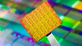Intel показа 48-ядрен процесор