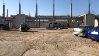 Централната трибуна на стадион Христо Ботев вече е отводнена Работниците