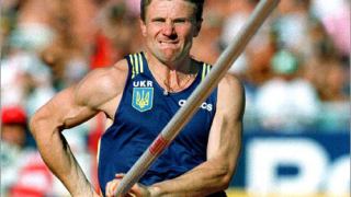 Бубка остава начело на олимпийския комитет на Украйна до 2010 година