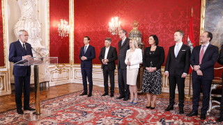 Първото правителство на Австрия със Зелените и с мнозинство жени положи клетва