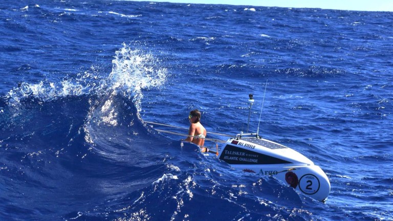 Най-младата жена, прекосила сама океан с гребане