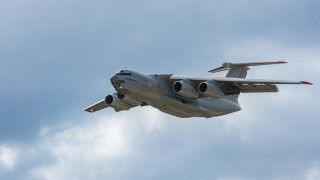 Военнотранспортен самолет Ил 76 се разби по време на планов полет