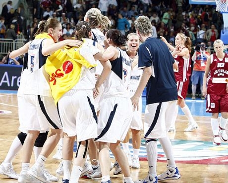 Словакия на четвъртфинал на Евробаскет 2009