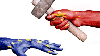 Обречени ли са европейците да прекарат 21 ви век размятани от