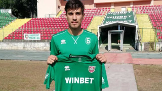 Ботев Враца представи още две нови попълнения Договори с тима