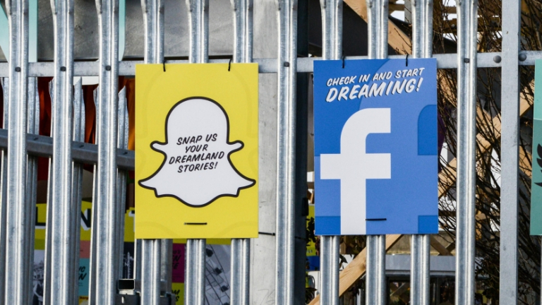 Facebook се конкурира със Snapchat с нова опция