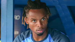 Последното попълнение на Левски Жереми Петрис бързо успя да влезе