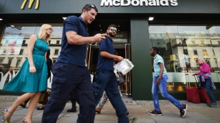McDonald's ресторант в САЩ  дава iPhone на новите служители, но при едно условие