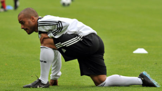 Давид Одонкор чака бебе