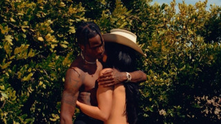 Playboy провокацията на Кайли Дженър и Травис Скот