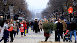 Спад чака икономиката и в началото на 2021-а преди по-сериозно разхлабване на мерките