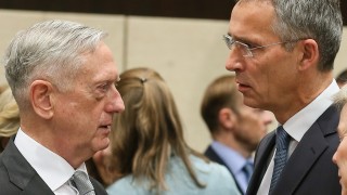 Министрите на отбраната на НАТО са обсъдили нарушенията от страна
