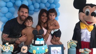 Меси отбеляза рождения ден на сина си с парти