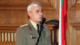 Български офицер начело на щаба на НАТО в Скопие