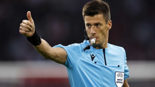 Съдийска бригада от Франция ще ръководи мача между Швейцария и