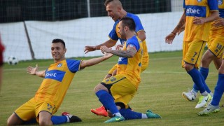 Поморие разби с 5 1 Черноморец Балчик в контрола Проверката се