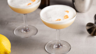 Сауърите са сред най старите видове коктейли а Whiskey Sour е