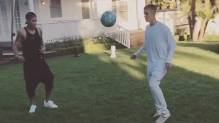 Джъстин Бийбър с географски познания като на Черната Златка