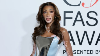 След четири години връзка 30 годишният модел Уини Харлоу се сгоди