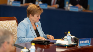 Въпреки значителните сътресения китайската икономика показа забележителна устойчивост Това отчита